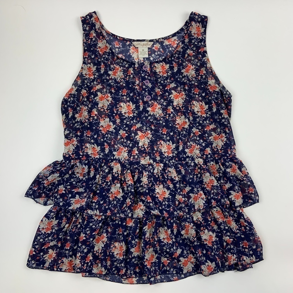 Fun And Flirt Tank Top Womens Med Round Neck Ruffles Accent Buttons Floral Blue